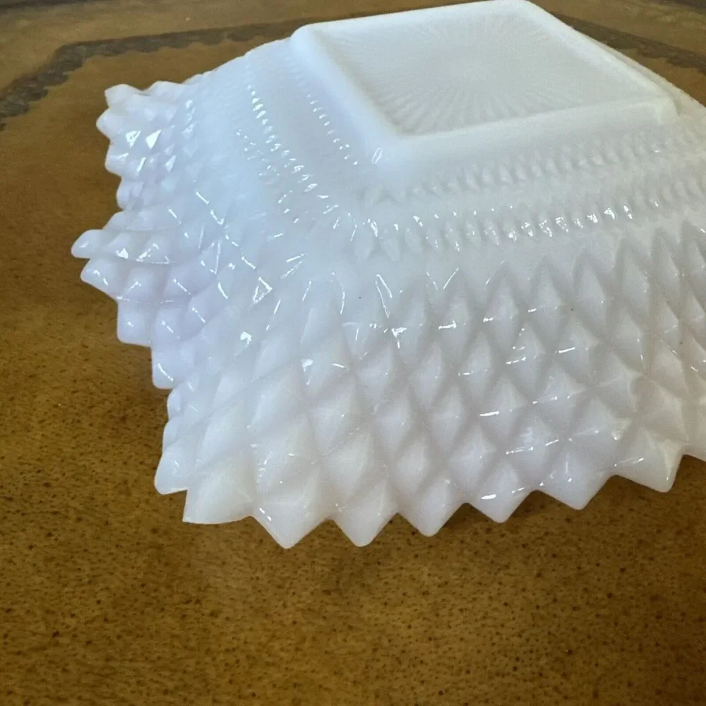 Indiana Glass Company White Glass Diamond Point‎ Square Pink Ruffle Candy Dish